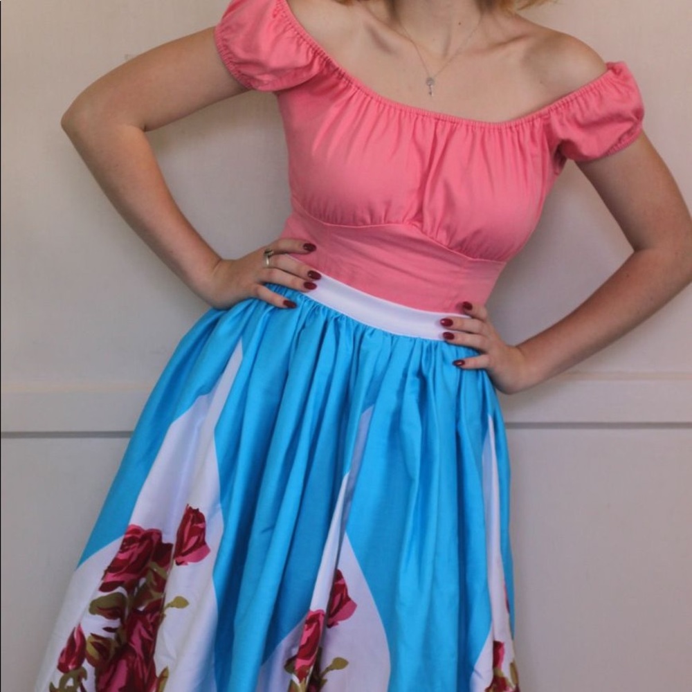 Pinup girl clothing peasant top